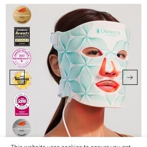 Omnilux red light therapy mask like new!